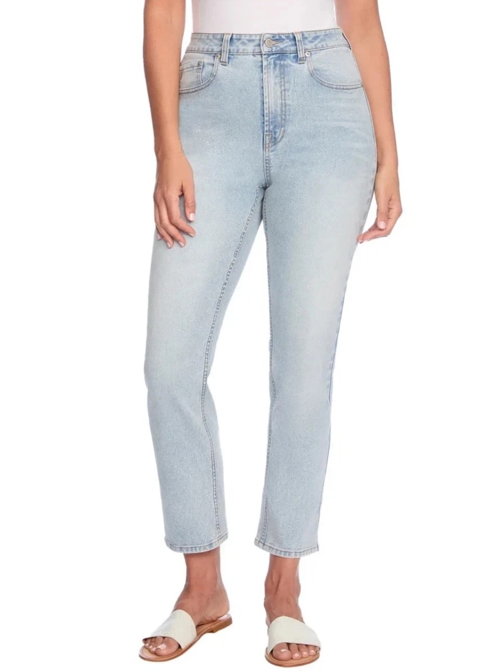 Frye Women's Cuffed Crop Jean light wash